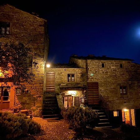 Cortona Village Heights Two Bedroom Екстериор снимка